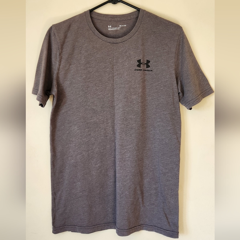 UnderArmor Men's T-shirt Gray Small